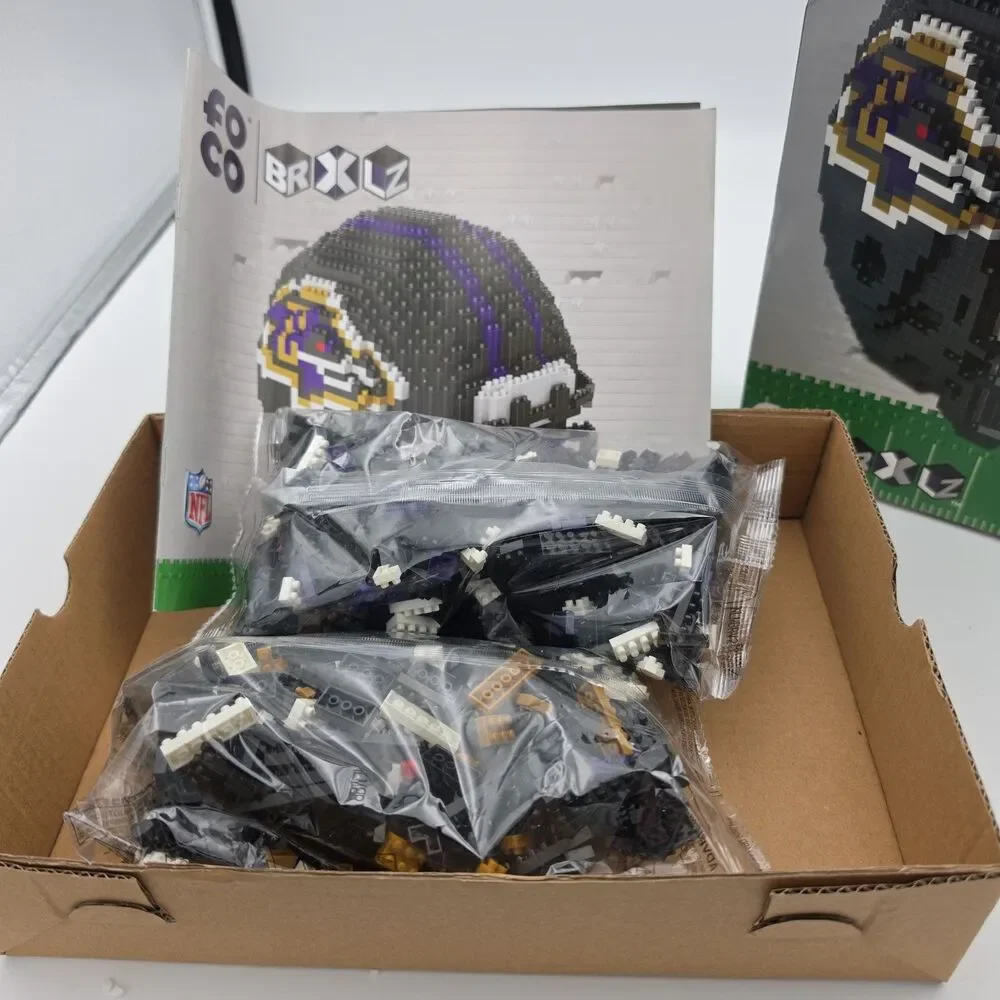 FOCO BRXLZ Baltimore Ravens 3D Helmet Building Block Set 1456 Pc Open Box